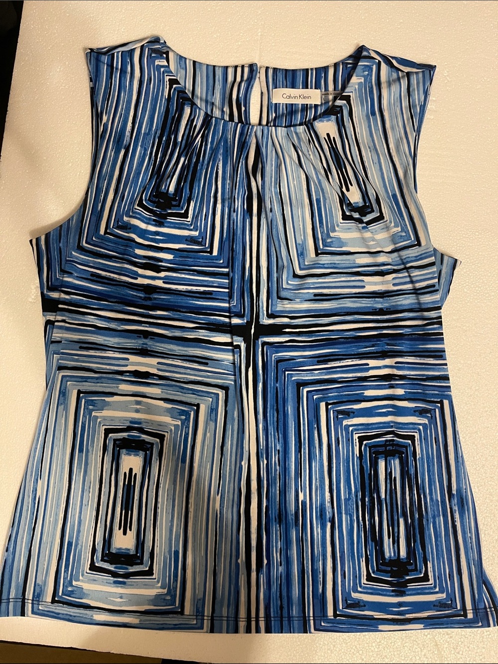 Calvin Klein Blue & White Geometric Sleeveless Blouse Size L XL
